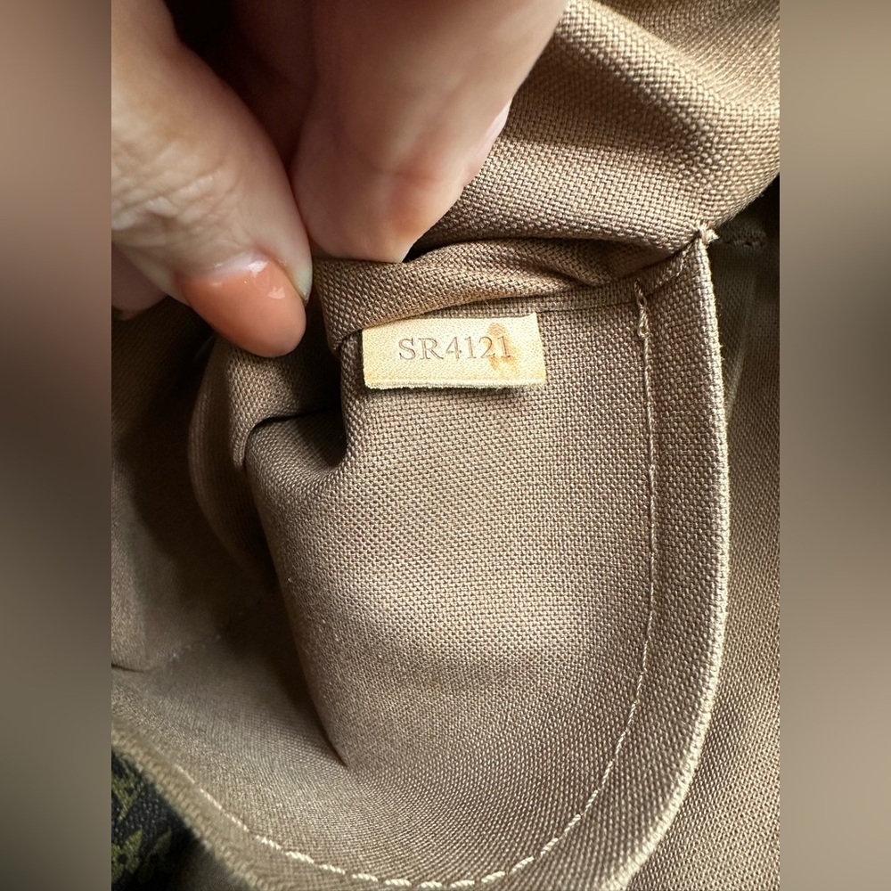 Louis Vuitton Monogram Palermo MM - Picture 11 of 11